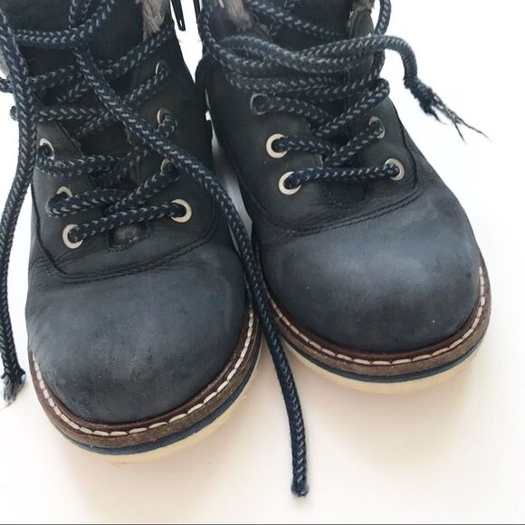 Zara navy blue boots GUC size 32(1youth) - Picture 4 of 5